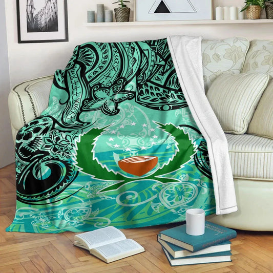 Pohnpei Premium Blanket - Vintage Floral Pattern Green Color