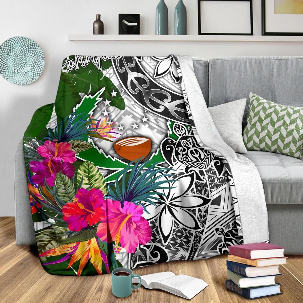 Pohnpei Premium Blanket White - Turtle Plumeria Banana Leaf