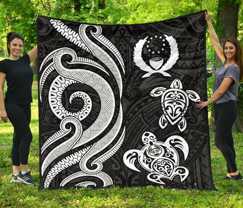 Pohnpei Premium Quilt - White Tentacle Turtle