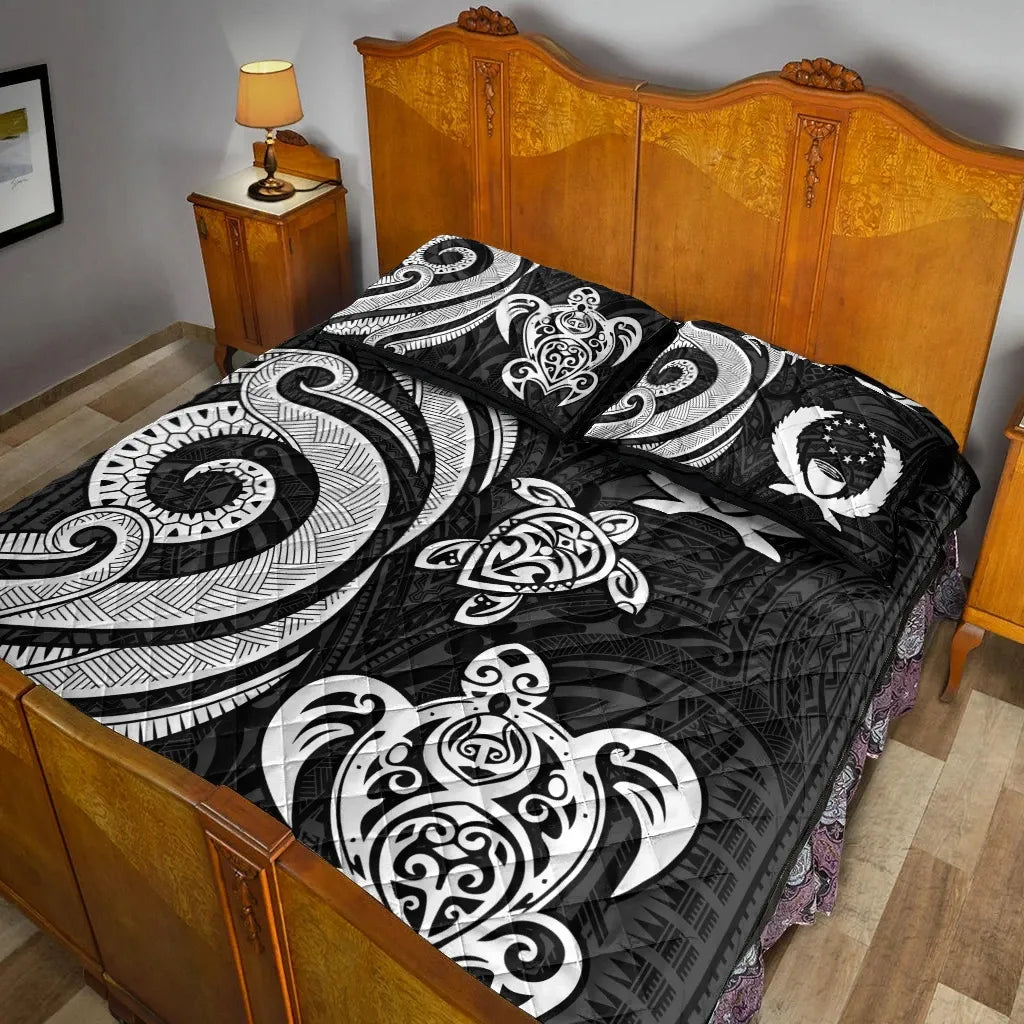 Pohnpei Quilt Bed Set - White Tentacle Turtle