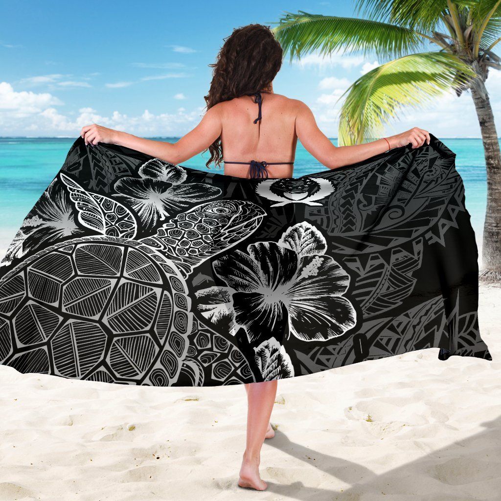 Pohnpei Sarong - Turtle Hibiscus Pattern Black