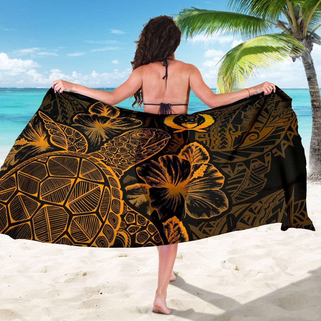 Pohnpei Sarong - Turtle Hibiscus Pattern Gold