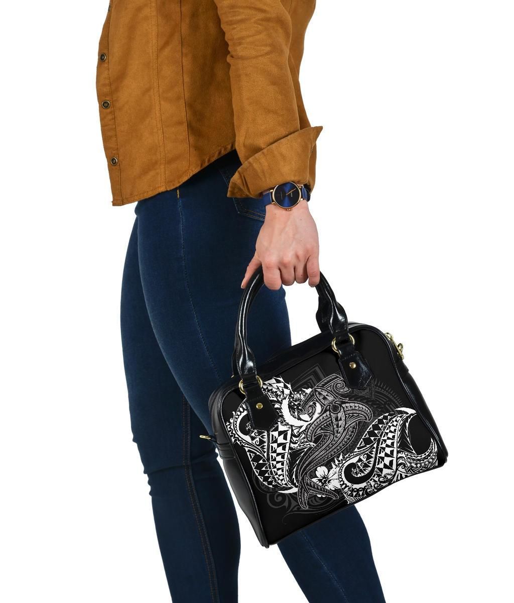 Pohnpei Shoulder Handbag - White Shark Polynesian Tattoo