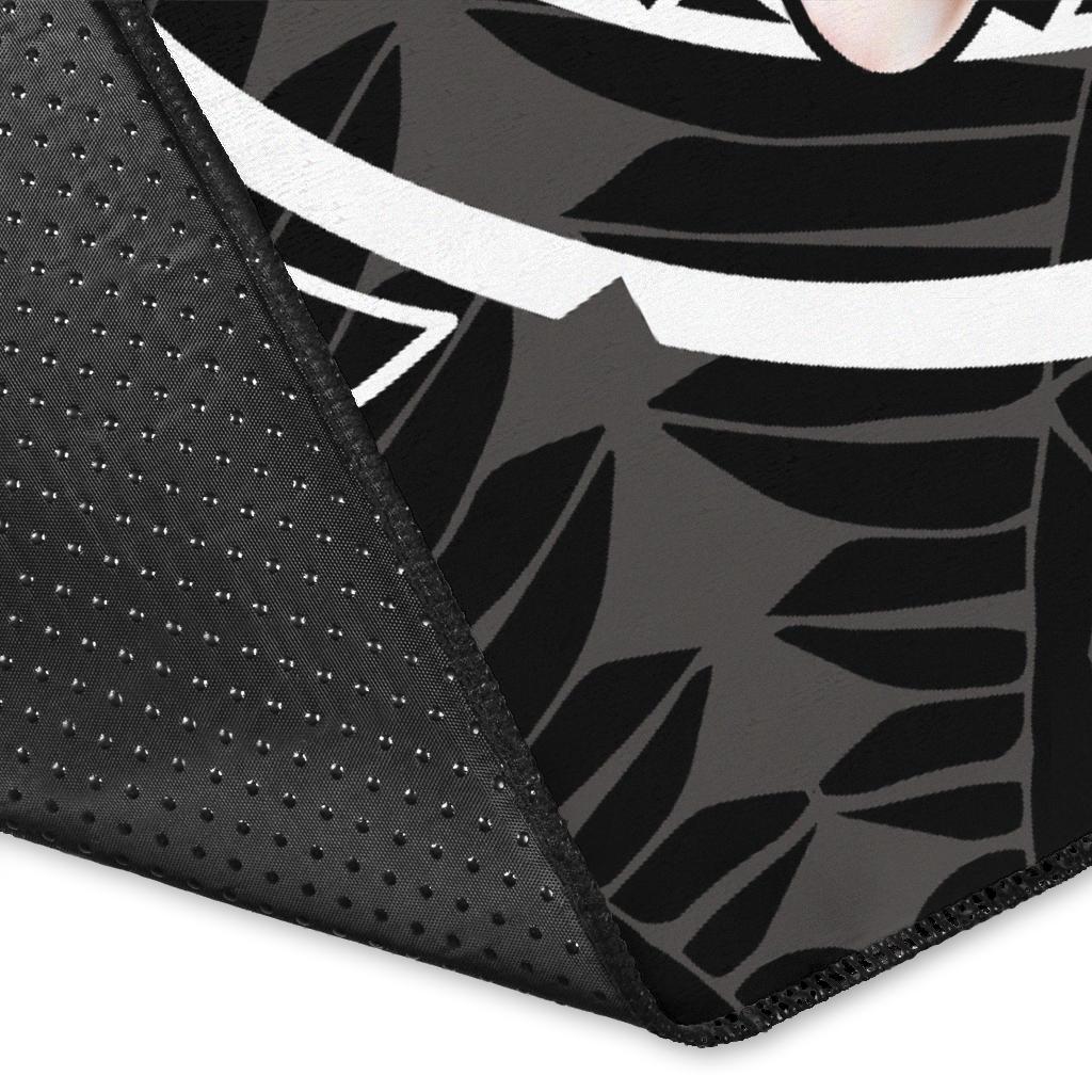 Polynesian Hawaii Area Rug - Humpback Whale with Hibiscus (White)