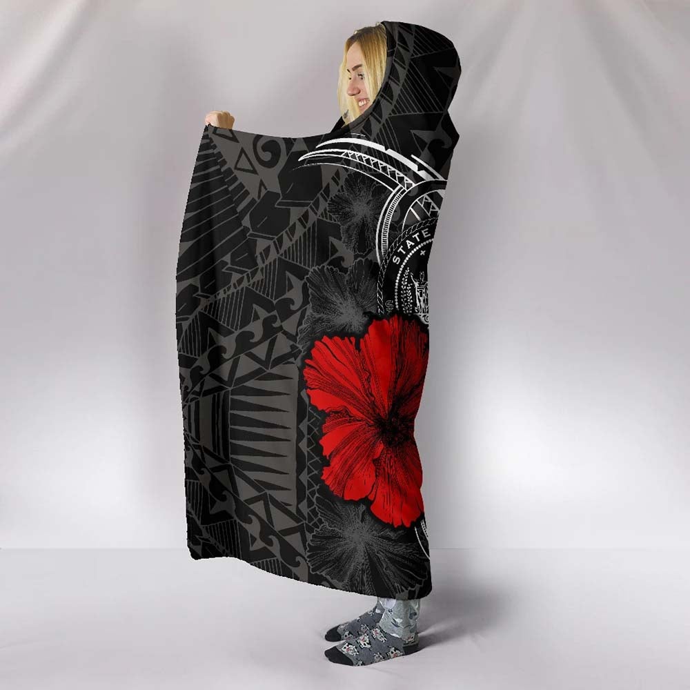 Polynesian Hawaii Hooded Blanket - Humpback Whale with Hibiscus (White)
