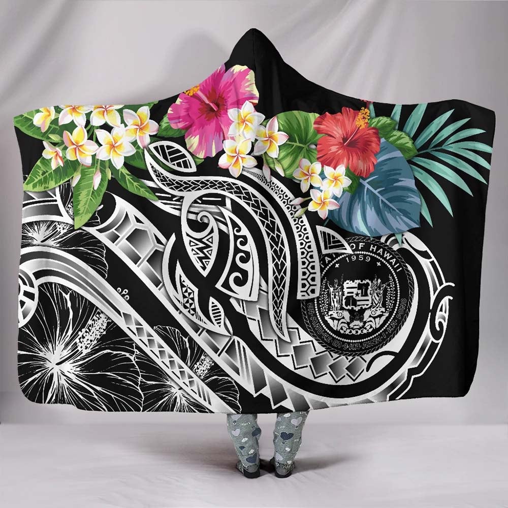 Polynesian Hawaii Hooded Blanket - Summer Plumeria (Black)