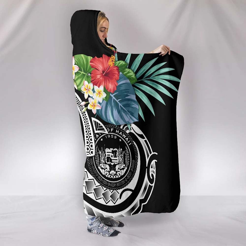 Polynesian Hawaii Hooded Blanket - Summer Plumeria (Black)