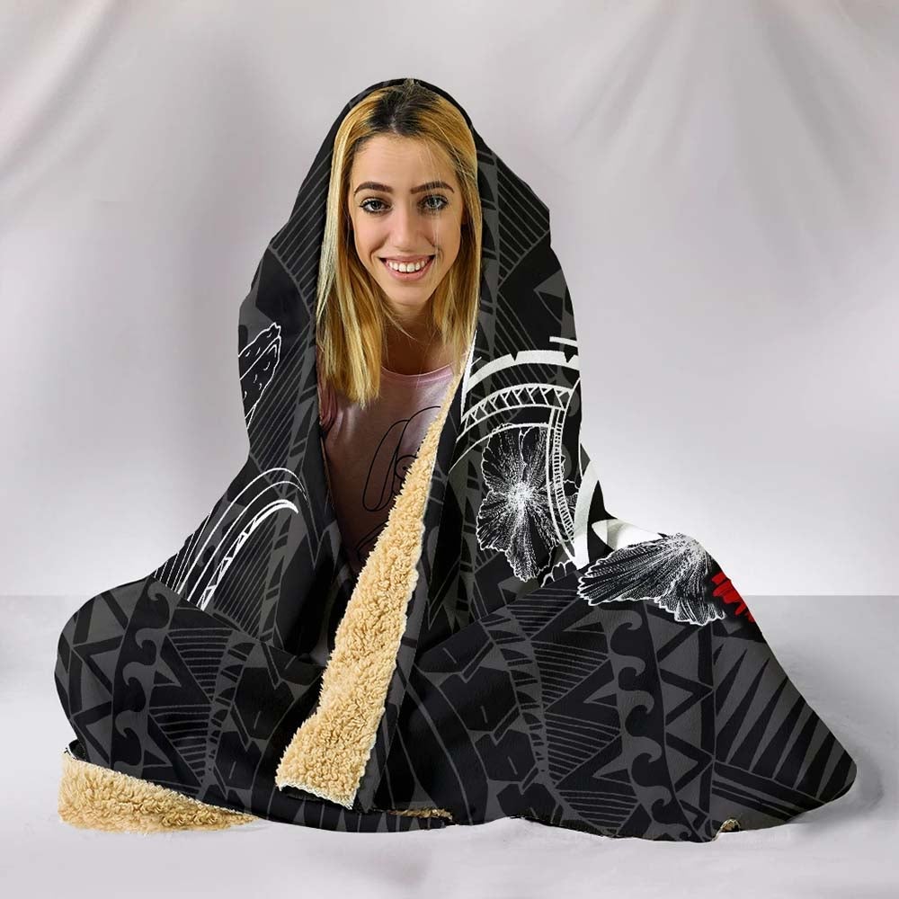 Polynesian Hawaii Kanaka Maoli Hooded Blanket - Humpback Whale with Hibiscus (White)