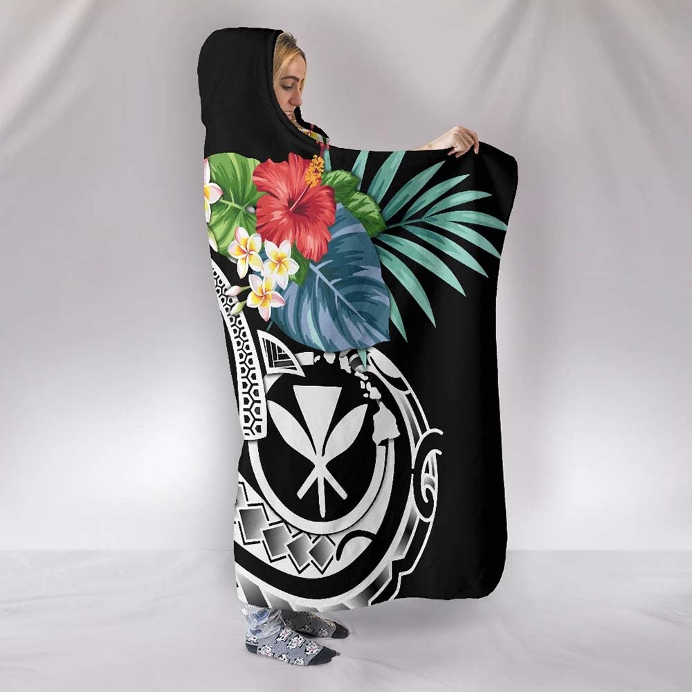 Polynesian Hawaii Kanaka Maoli Hooded Blanket - Summer Plumeria (Black)