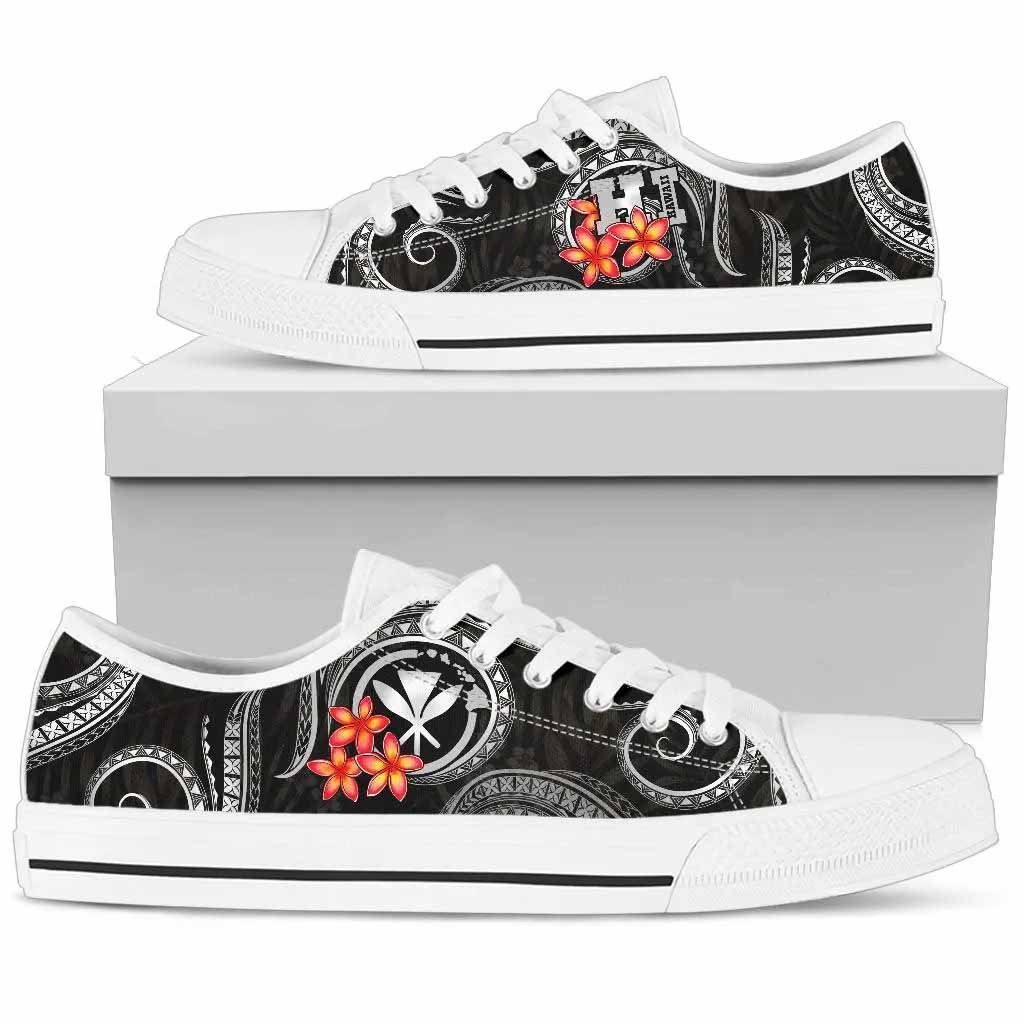 Polynesian Hawaii Low Top Shoes - Black Plumeria