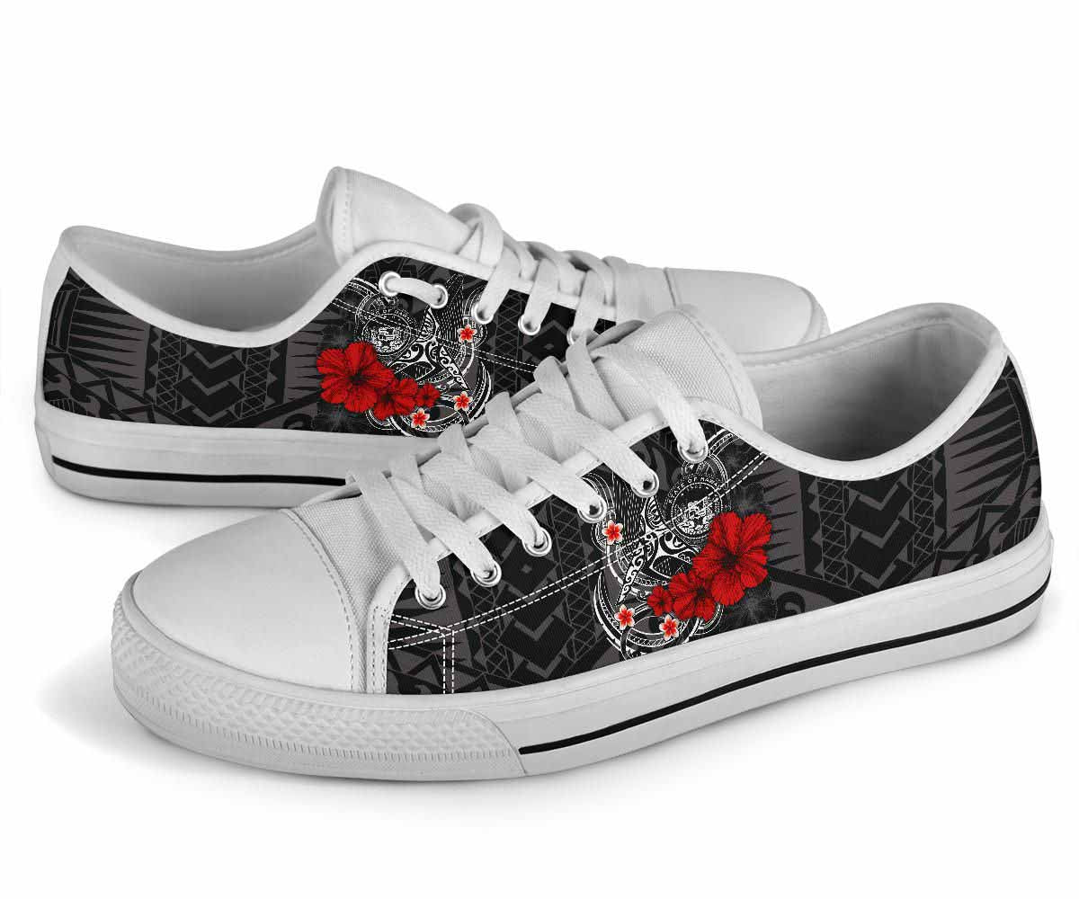 Polynesian Hawaii Low Top Shoes - Humpback Whale with Hibiscus (White)