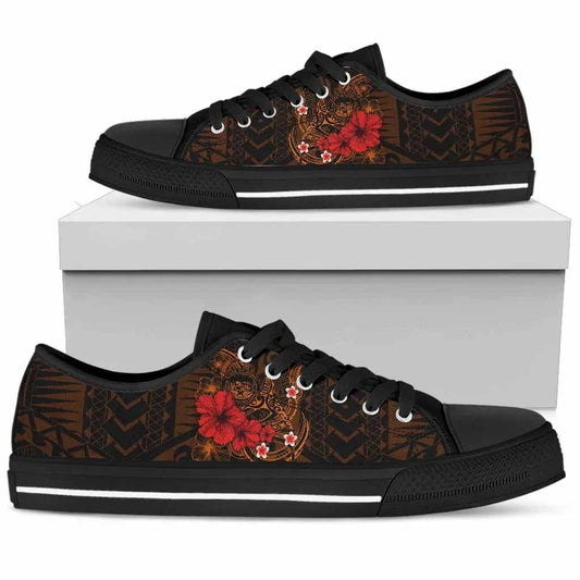 Polynesian Hawaii Low Top Shoes - Humpback Whale with Hibiscus (Golden)
