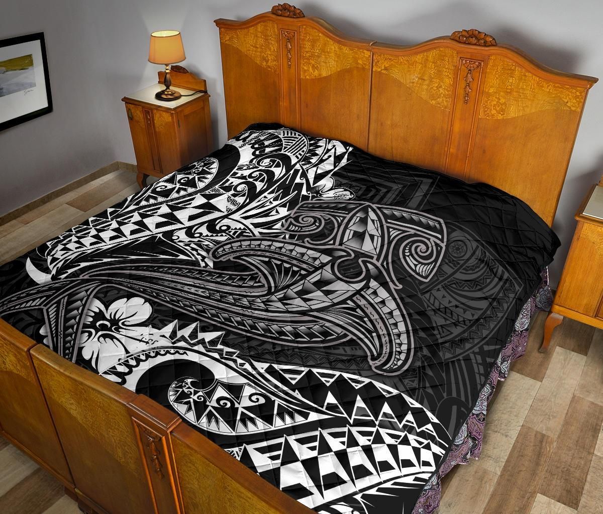 Polynesian Premium Quilt - White Shark Polynesian Tattoo