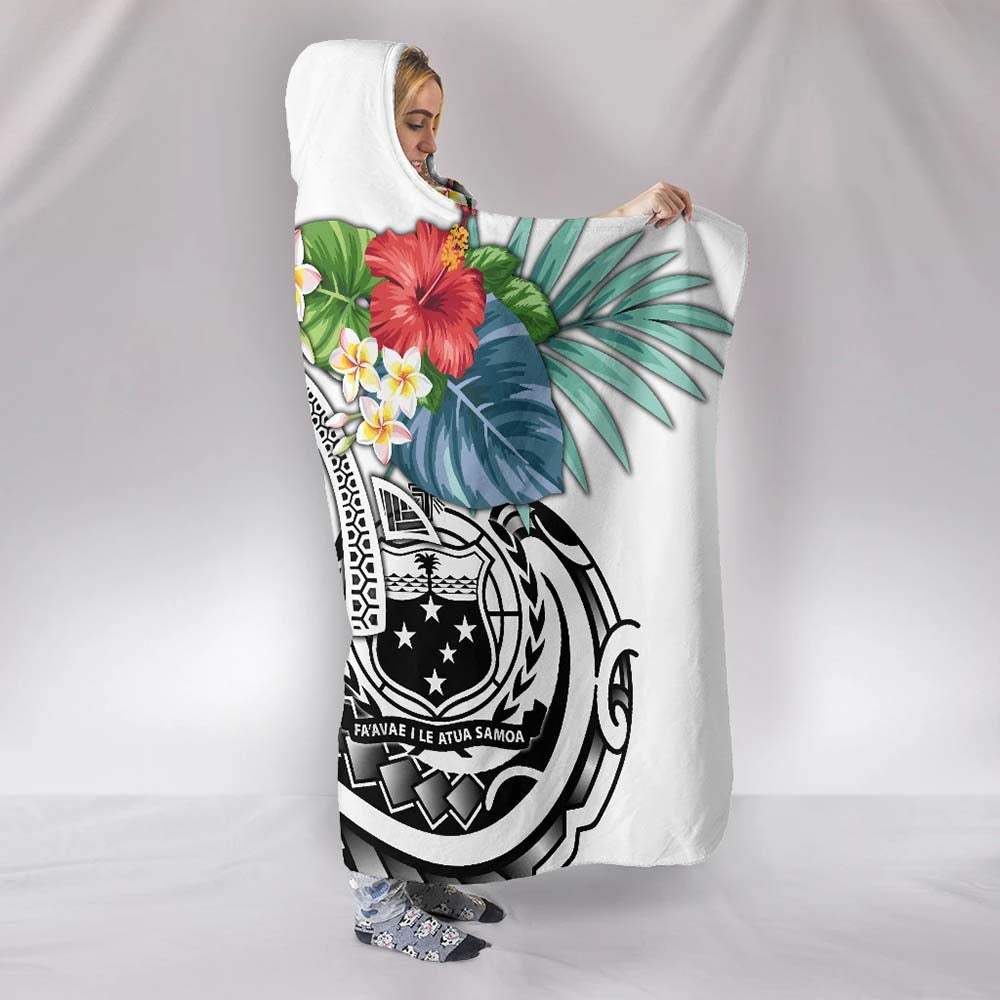 Polynesian Samoa Hooded Blanket - Summer Plumeria (White)
