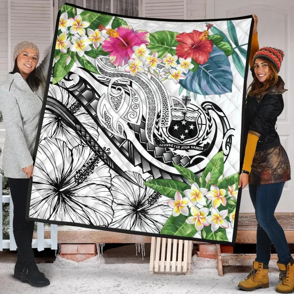 Polynesian Samoa Premium Quilt - Summer Plumeria (White)
