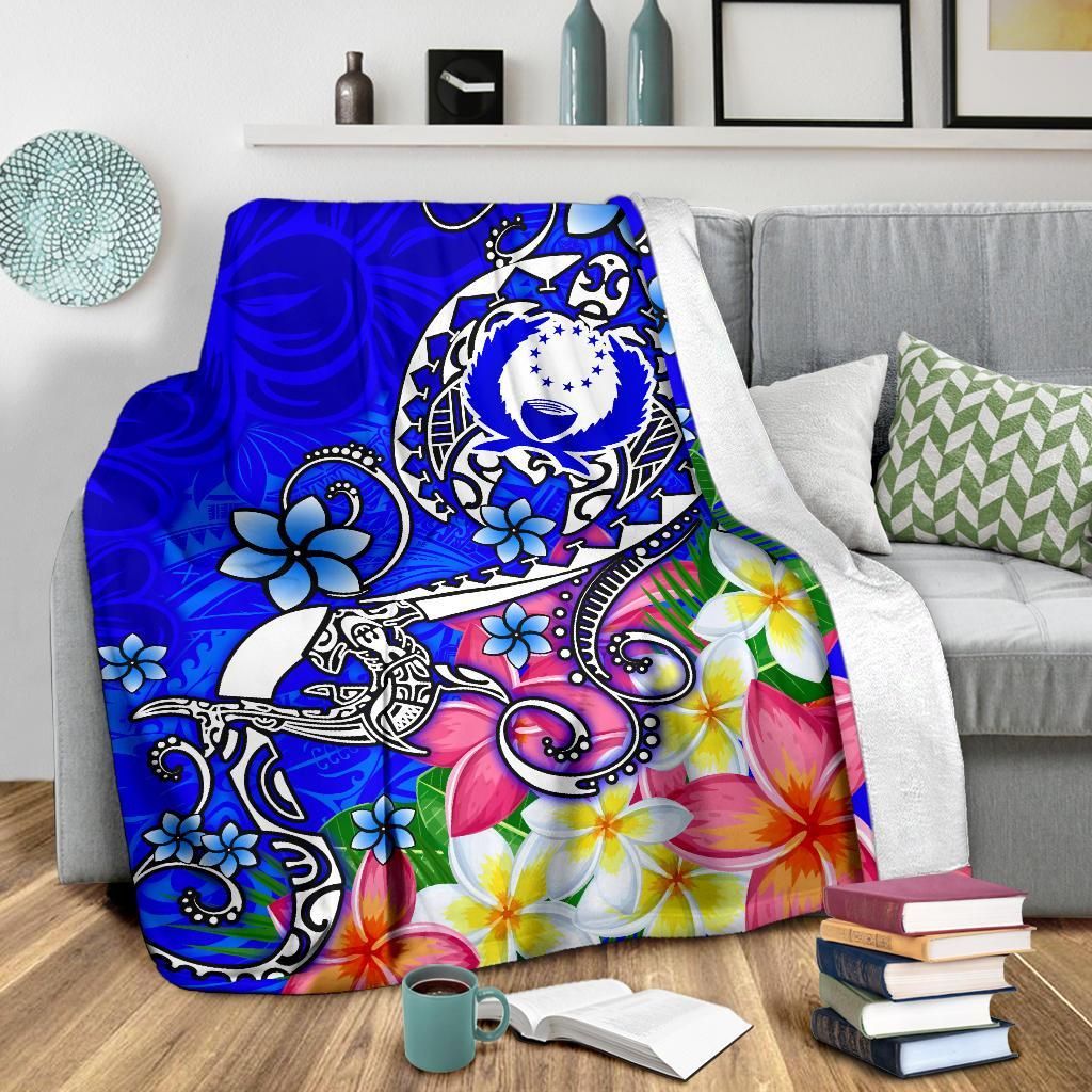 Pohnpei Premium Blanket - Turtle Plumeria (Blue)