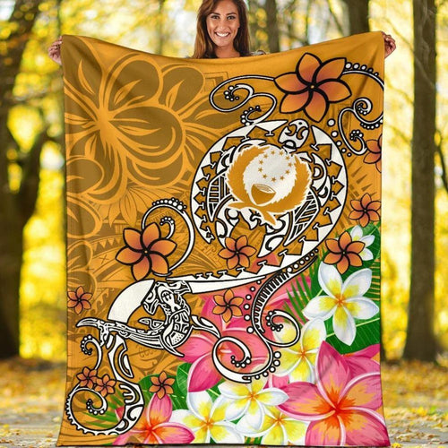 Pohnpei Premium Blanket - Turtle Plumeria (Gold)