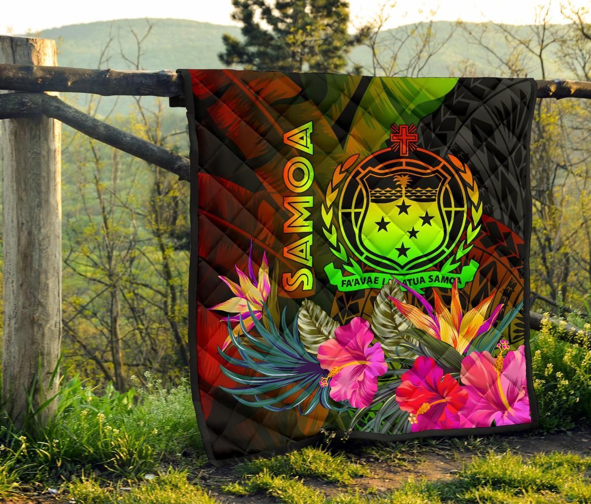 Samoa Polynesian Premium Quilt -  Hibiscus and Banana Leaves