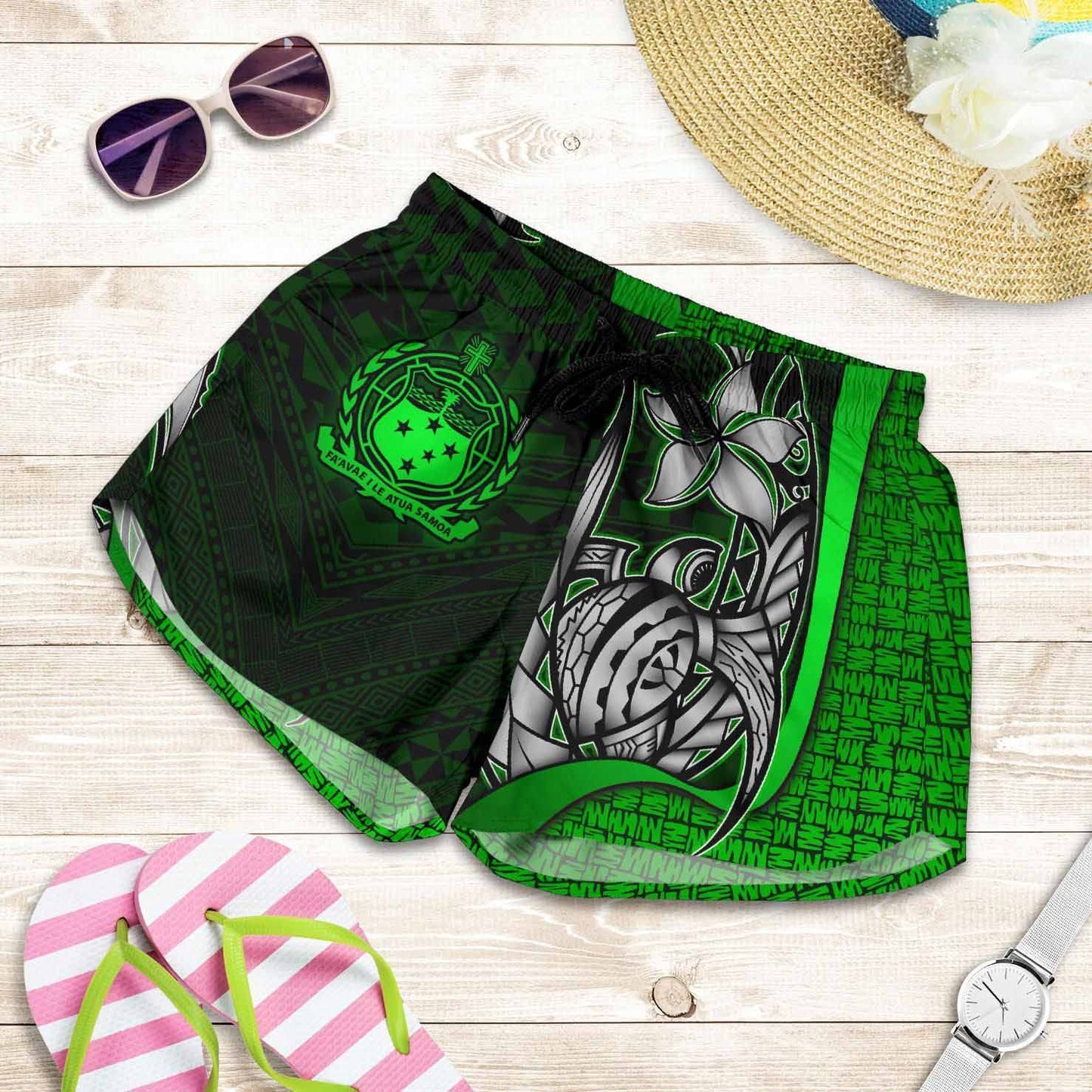 Samoa Polynesian Women Shorts Green - Turtle With Hook