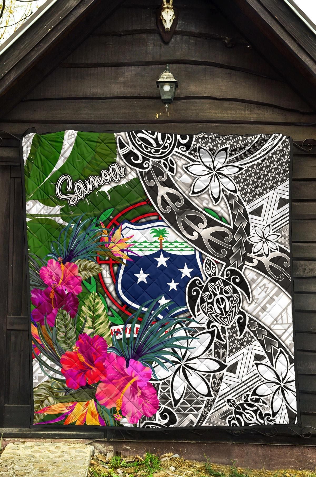 Samoa Premium Quilt White - Turtle Plumeria Banana Leaf