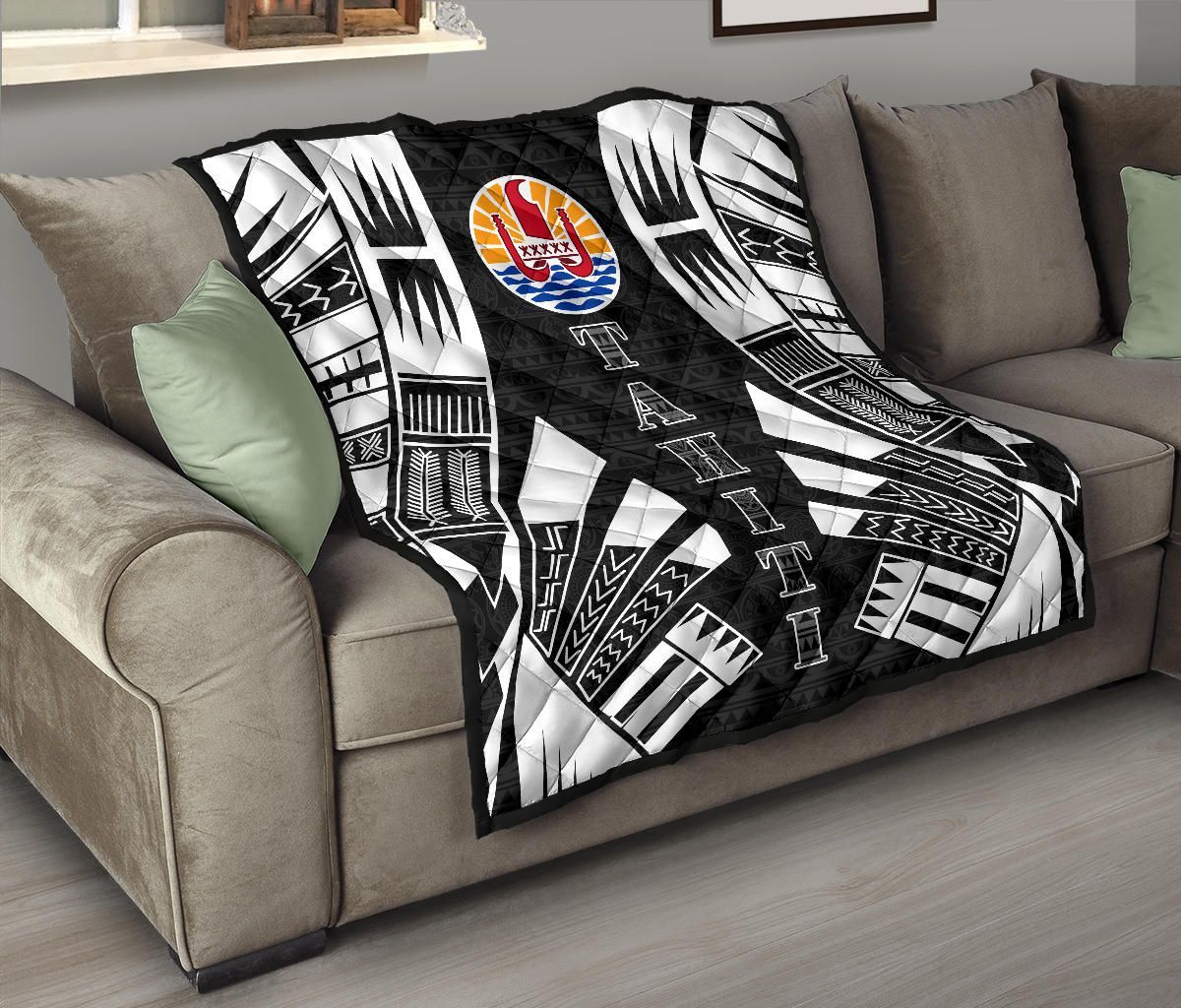Tahiti Premium Quilt - Tahiti Flag Polynesian White Tattoo (Black)