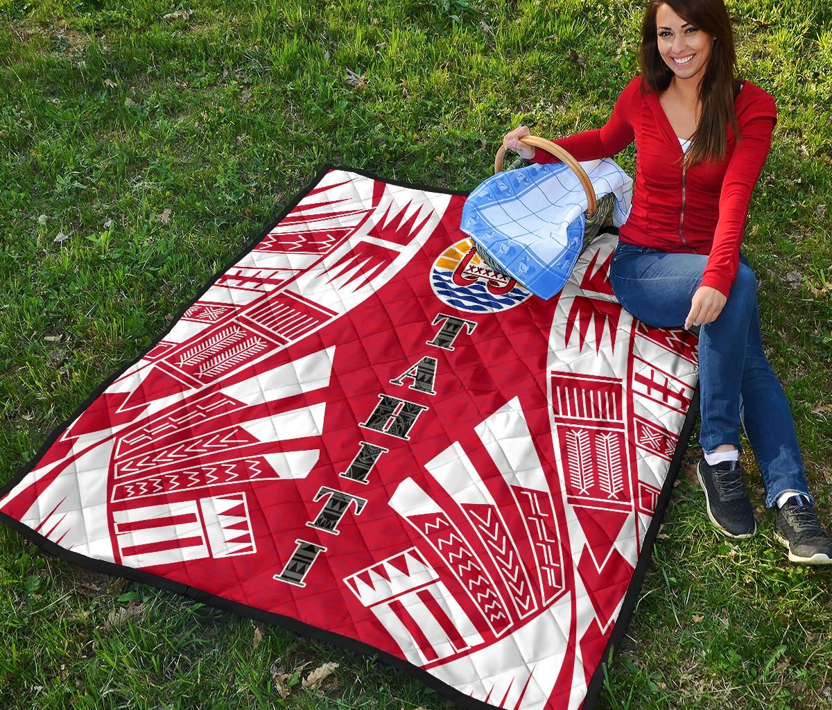 Tahiti Premium Quilt - Tahiti Flag Polynesian White Tattoo (Red)