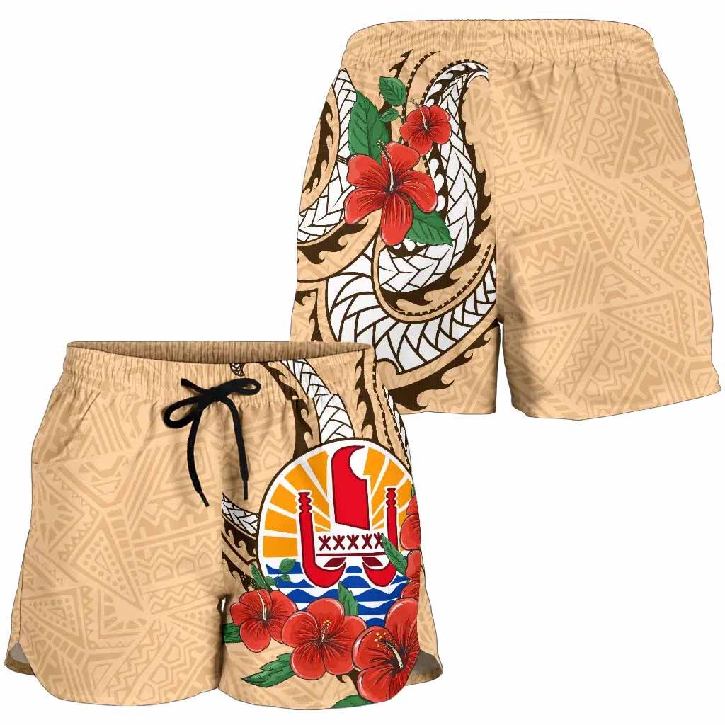 Tahiti Polynesian Women Shorts - Hibiscus Coat of Arm Beige