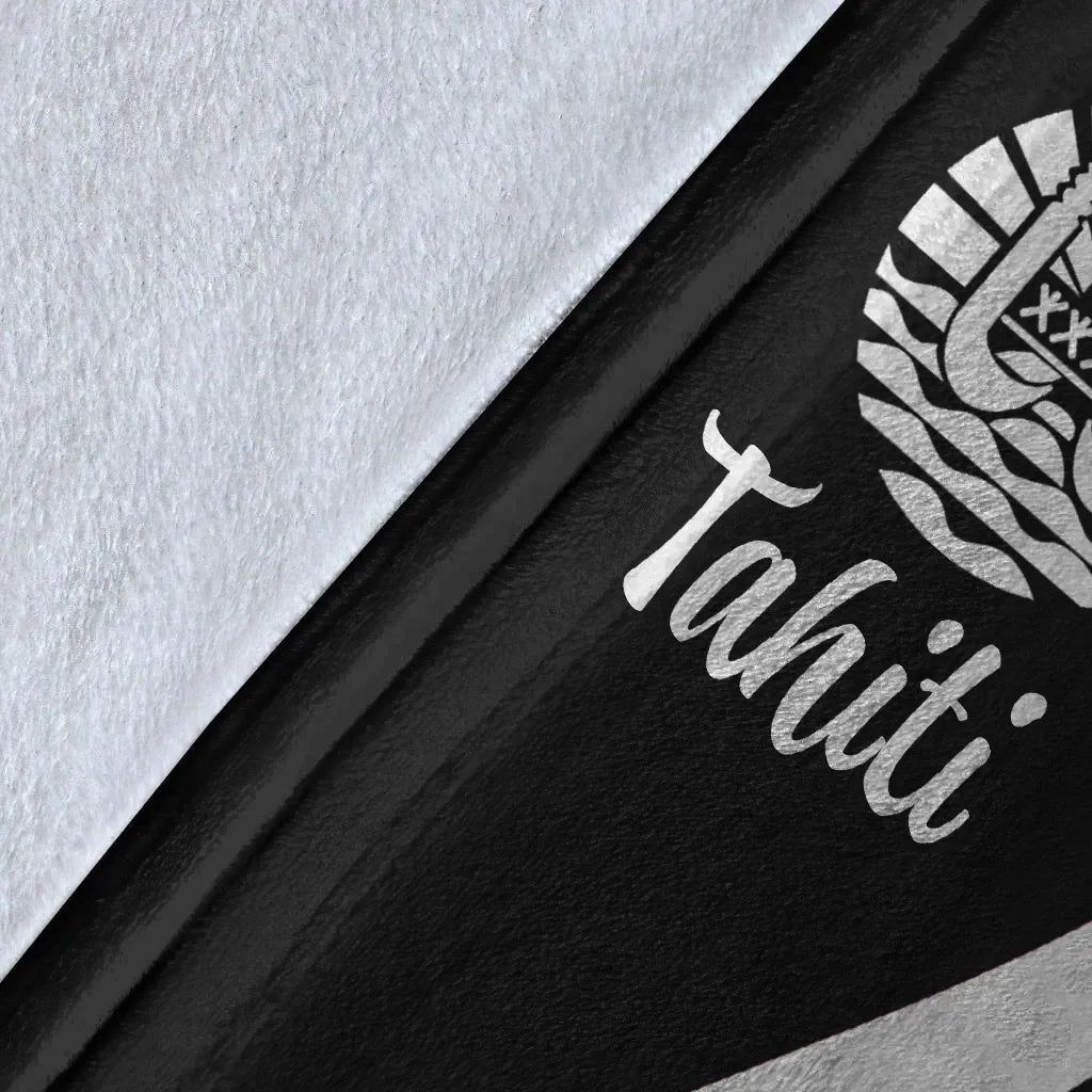 Tahiti Premium Blanket - White Polynesian Tentacle Tribal Pattern