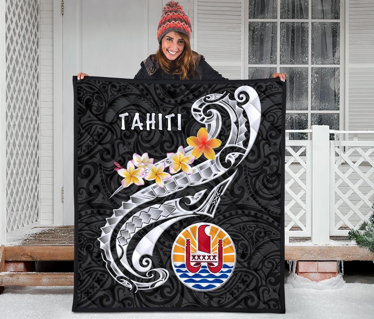 Tahiti Premium Quilt - Tahiti Seal Polynesian Patterns Plumeria (Black)