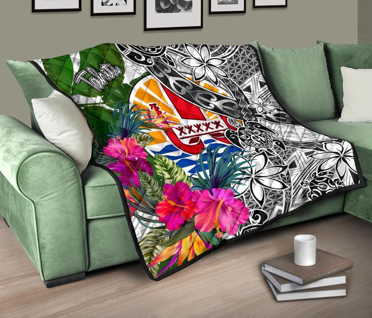 Tahiti Premium Quilt White - Turtle Plumeria Banana Leaf