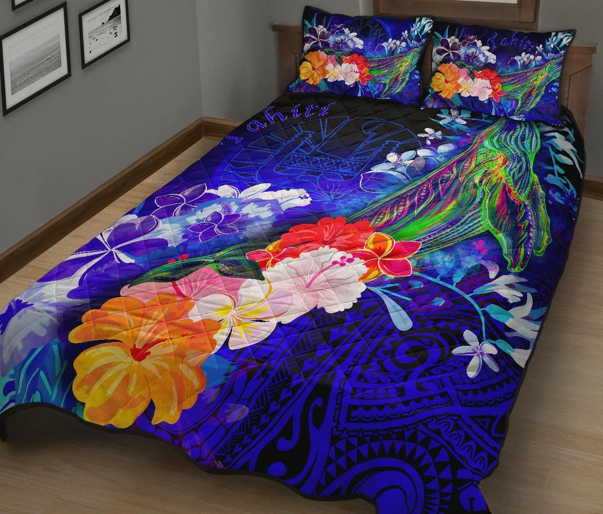 Tahiti Quilt Bed Set - Humpback Whale with Tropical Flowers (Blue)