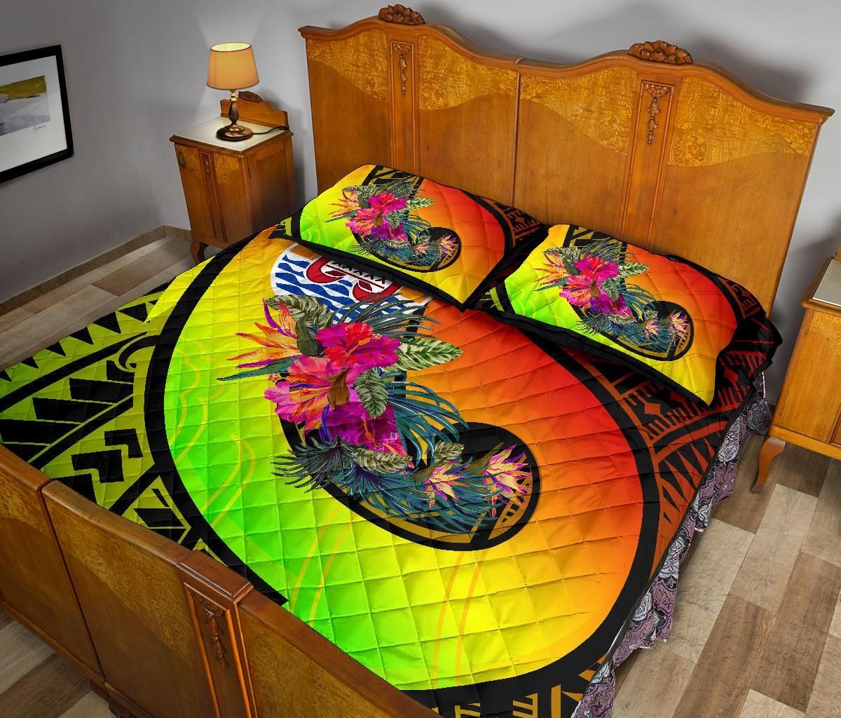 Tahiti Quilt Bed Set - Polynesian Hook And Hibiscus (Reggae)
