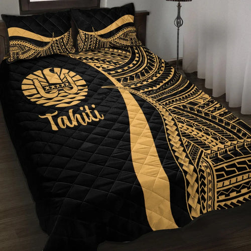 Tahiti Quilt Bed Set - Gold Polynesian Tentacle Tribal Pattern