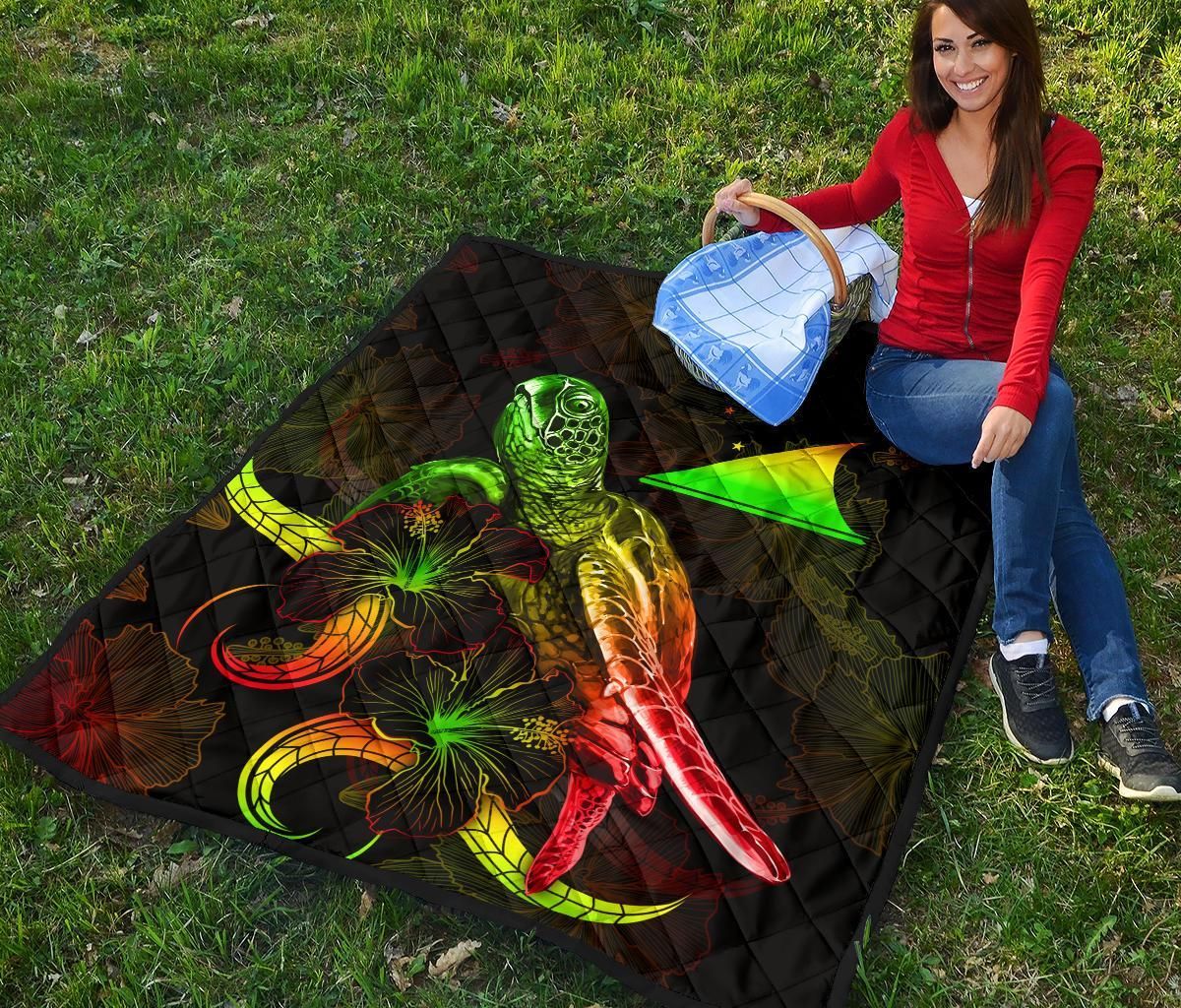 Tokelau Polynesian Premium Quilt - Turtle With Blooming Hibiscus Reggae