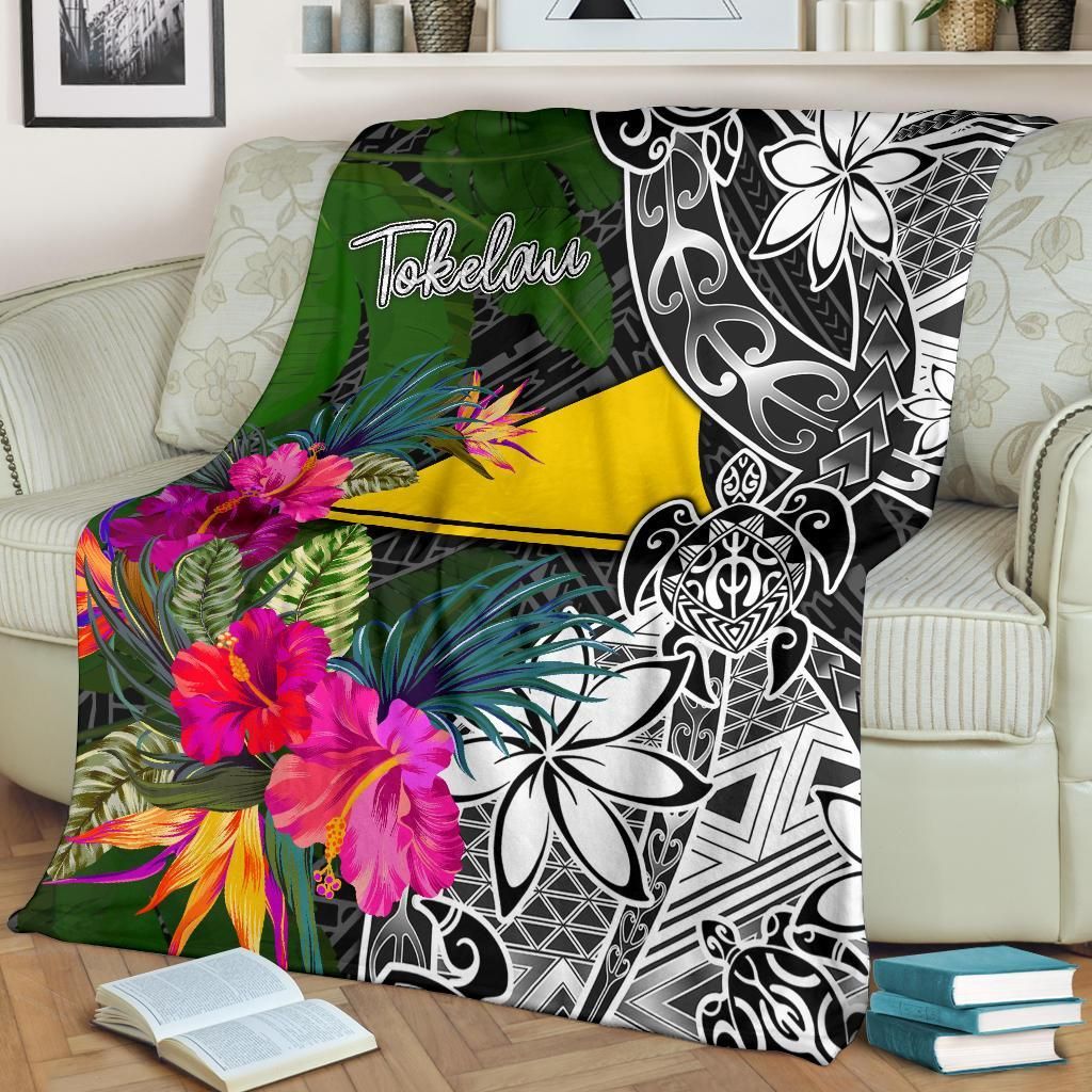 Tokelau Premium Blanket - Turtle Plumeria Banana Leaf