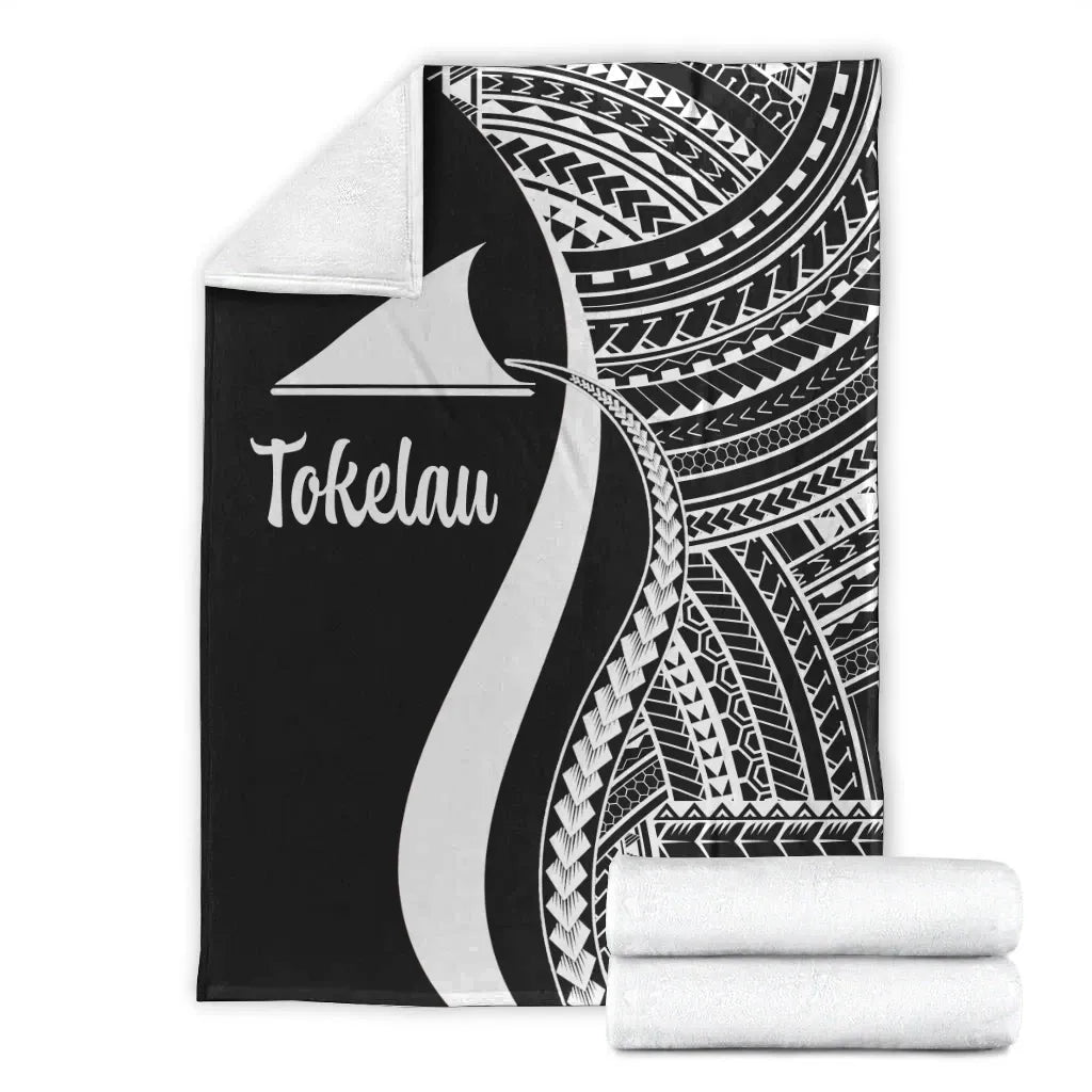 Tokelau Premium Blanket - White Polynesian Tentacle Tribal Pattern