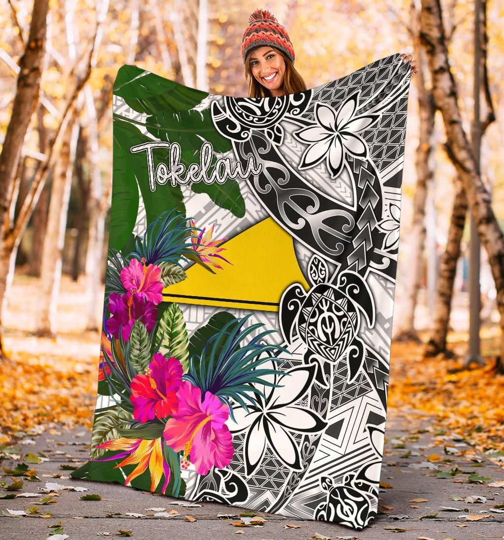 Tokelau Premium Blanket White - Turtle Plumeria Banana Leaf