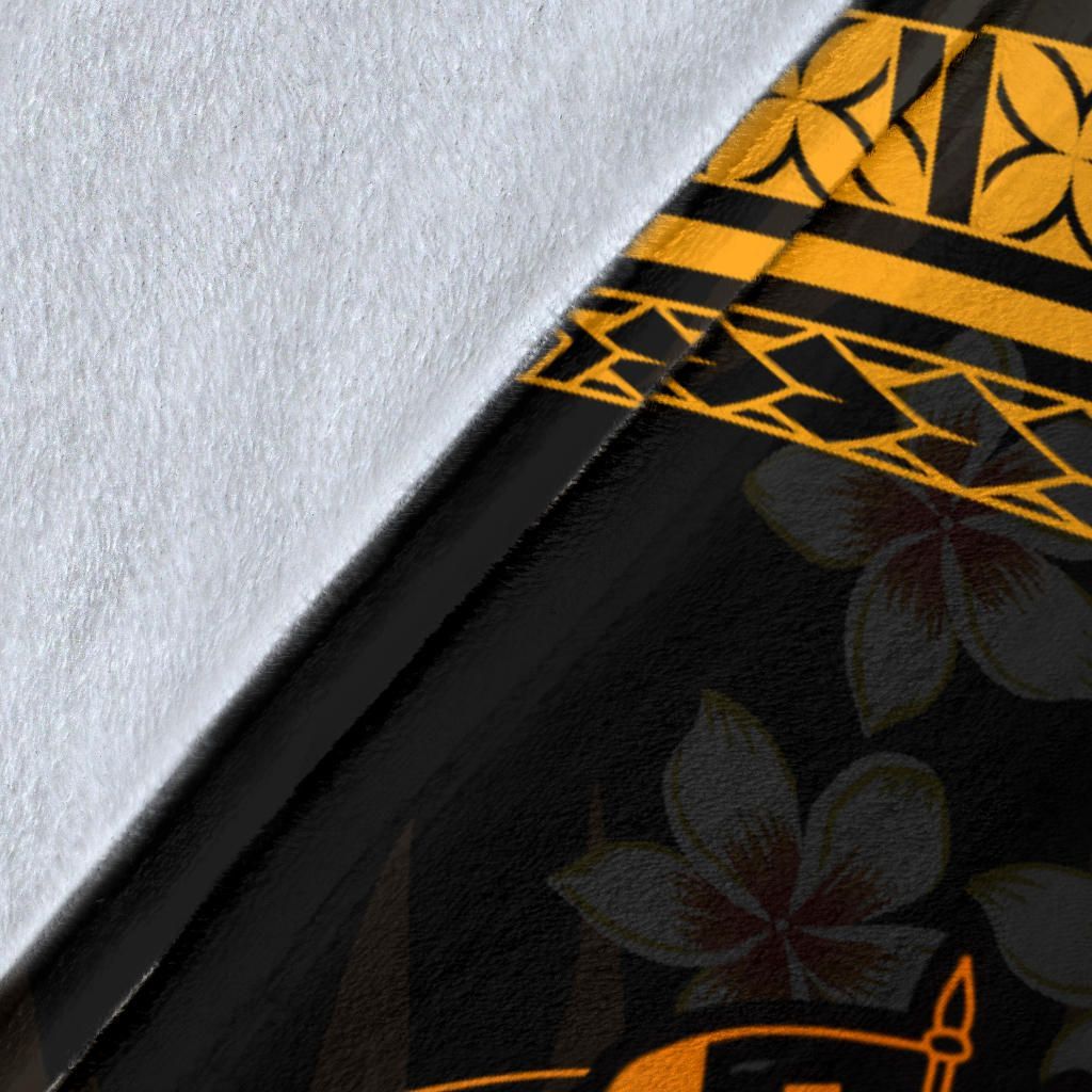 Tonga Polynesian Premium Blanket - Gold Plumeria