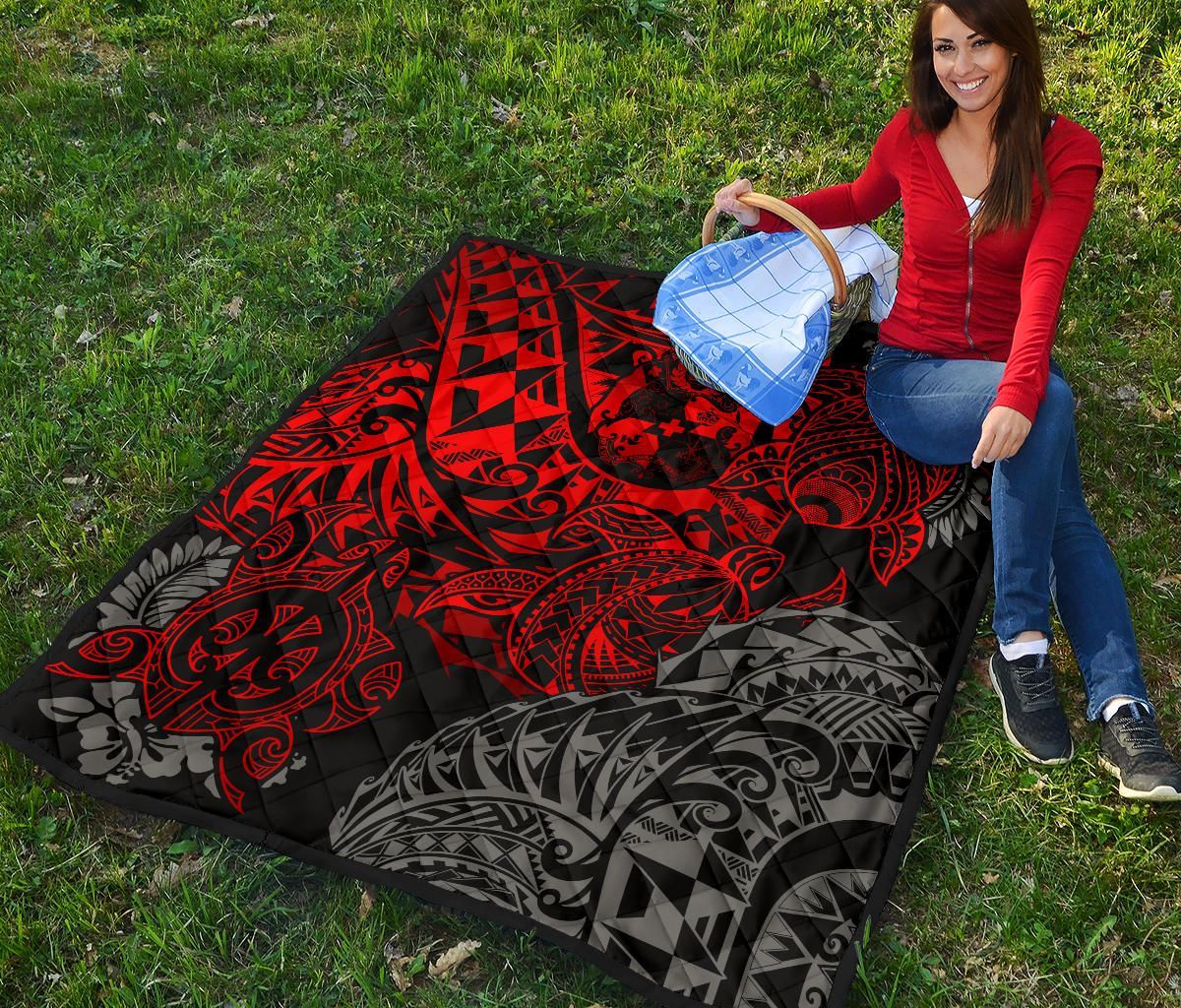 Tonga Polynesian Premium Quilt - Red Turtle Flowing