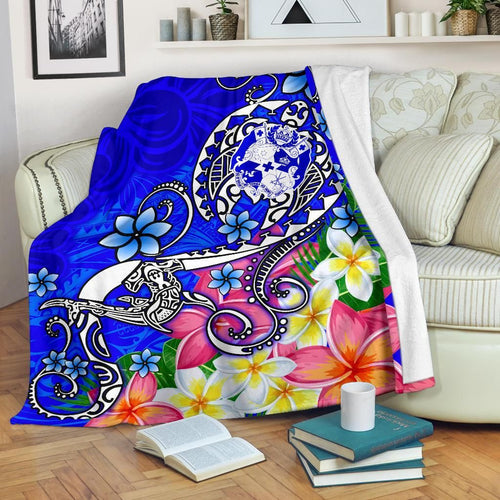Tonga Premium Blanket - Turtle Plumeria (Blue)