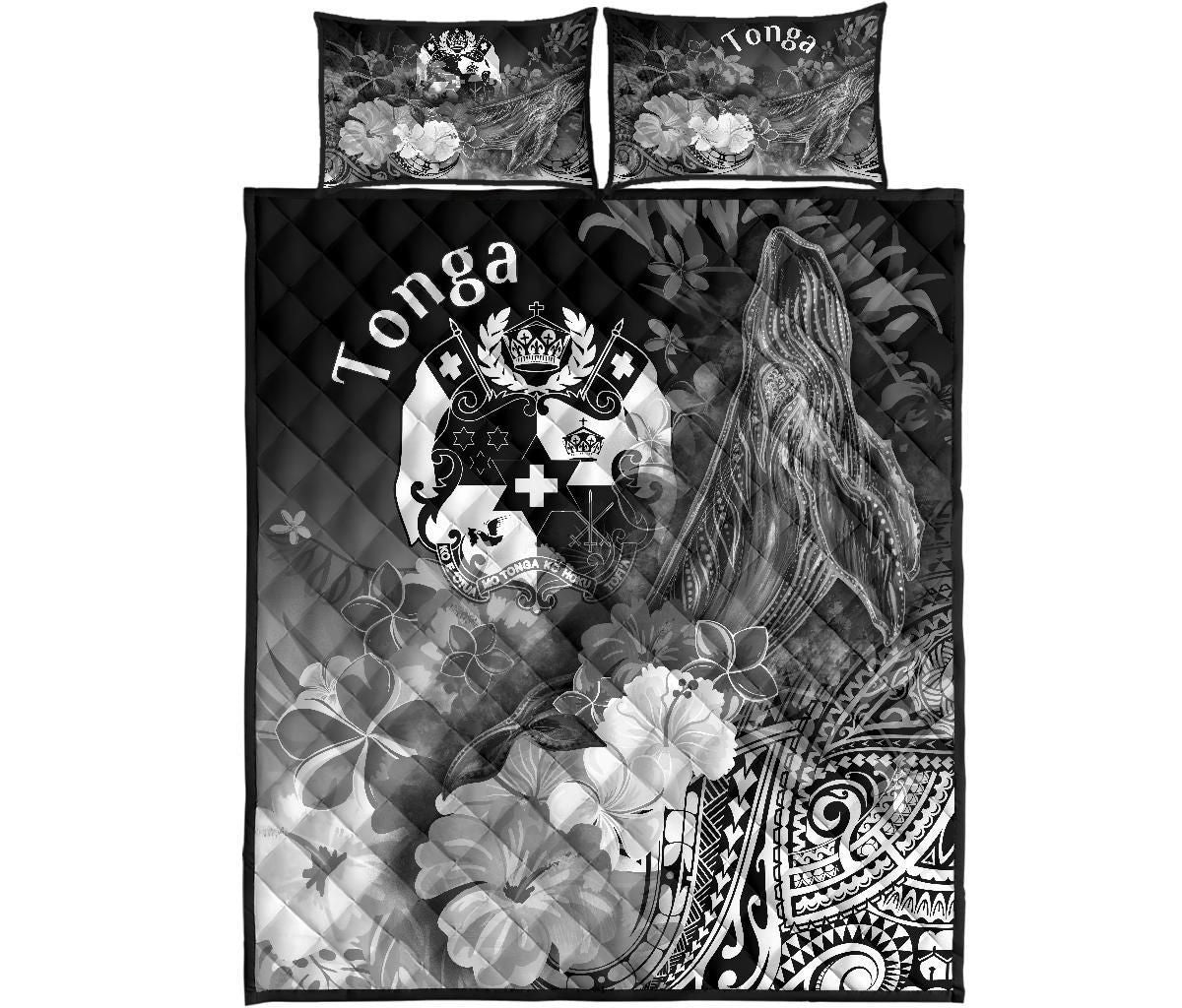 Tonga Quilt Bed Set - Humpback Whale with Tropical Flowers (White)