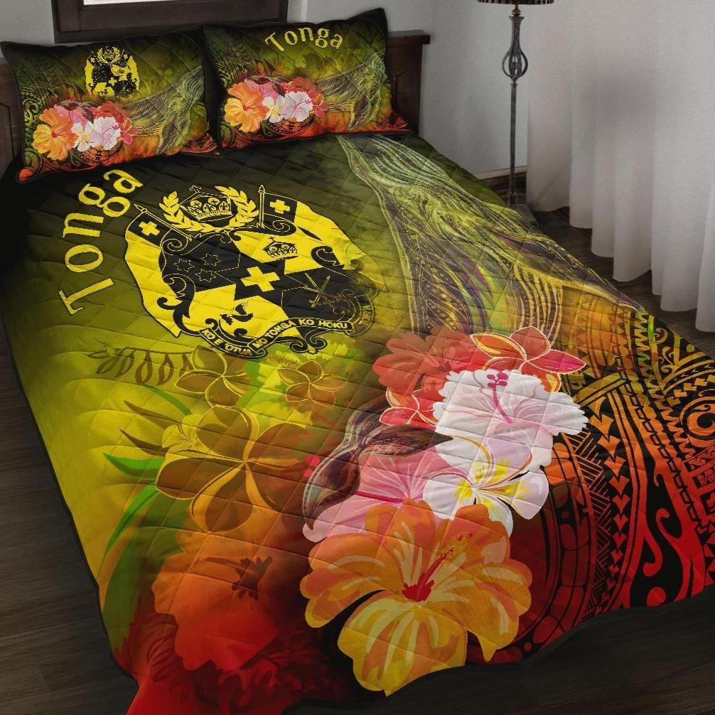 Tonga Quilt Bed Set - Humpback Whale with Tropical Flowers (Yellow)