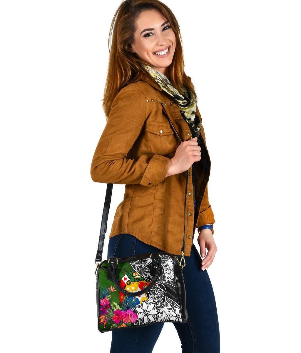 Tonga Shoulder Handbag - Turtle Plumeria Banana Leaf