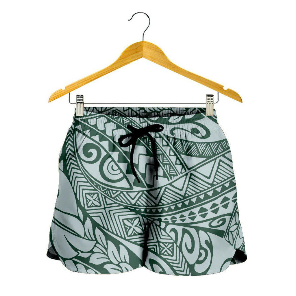 Hawaii Women Shorts Tribal Leaf Green