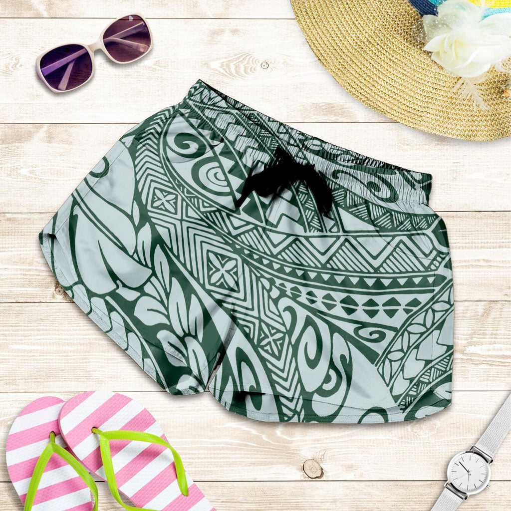 Hawaii Women Shorts Tribal Leaf Green
