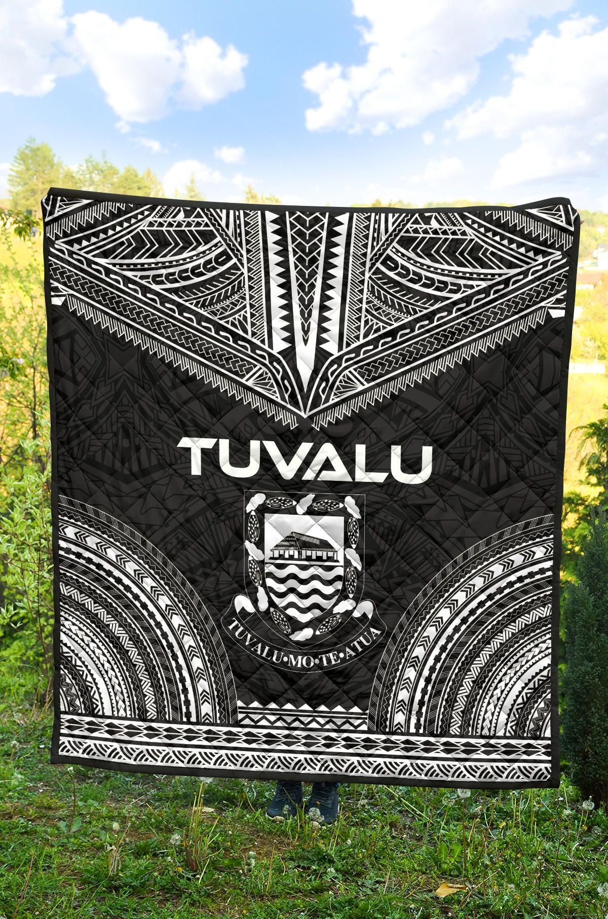 Tuvalu Premium Quilt - Tuvalu Coat Of Arms Polynesian Chief Black Version