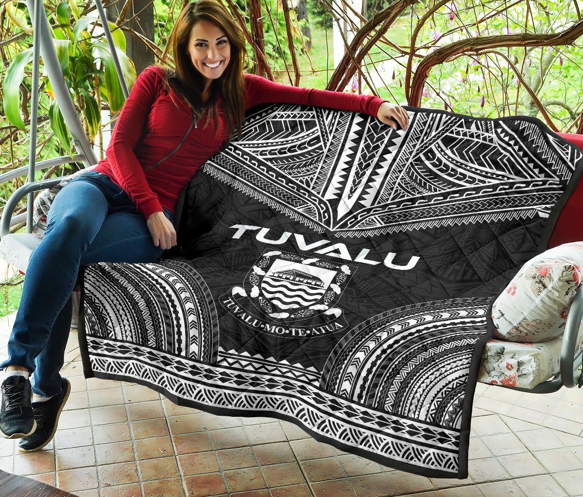 Tuvalu Premium Quilt - Tuvalu Coat Of Arms Polynesian Chief Black Version