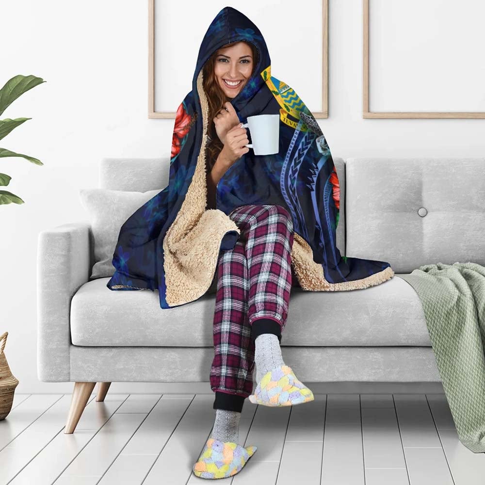 Tuvalu Polynesian Hooded Blanket - Blue Turtle Hibiscus