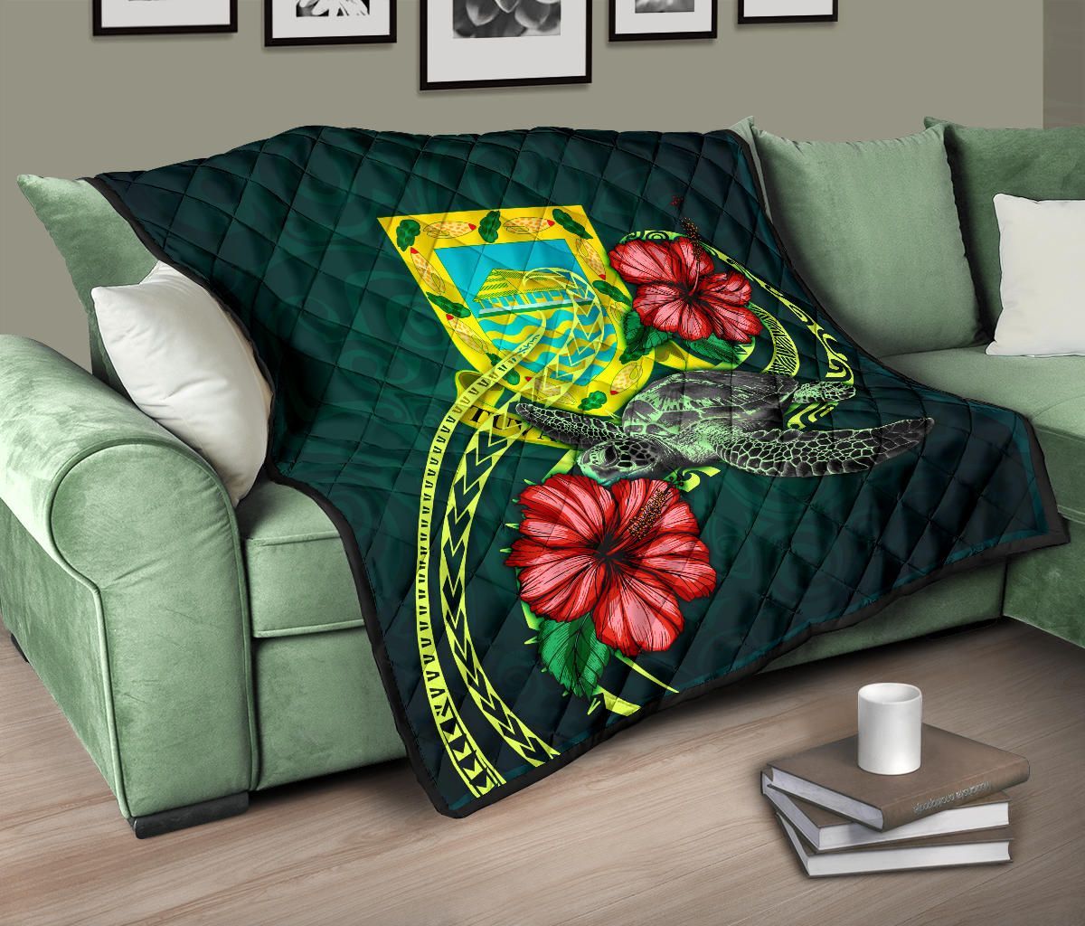 Tuvalu Polynesian Premium Quilt - Green Turtle Hibiscus