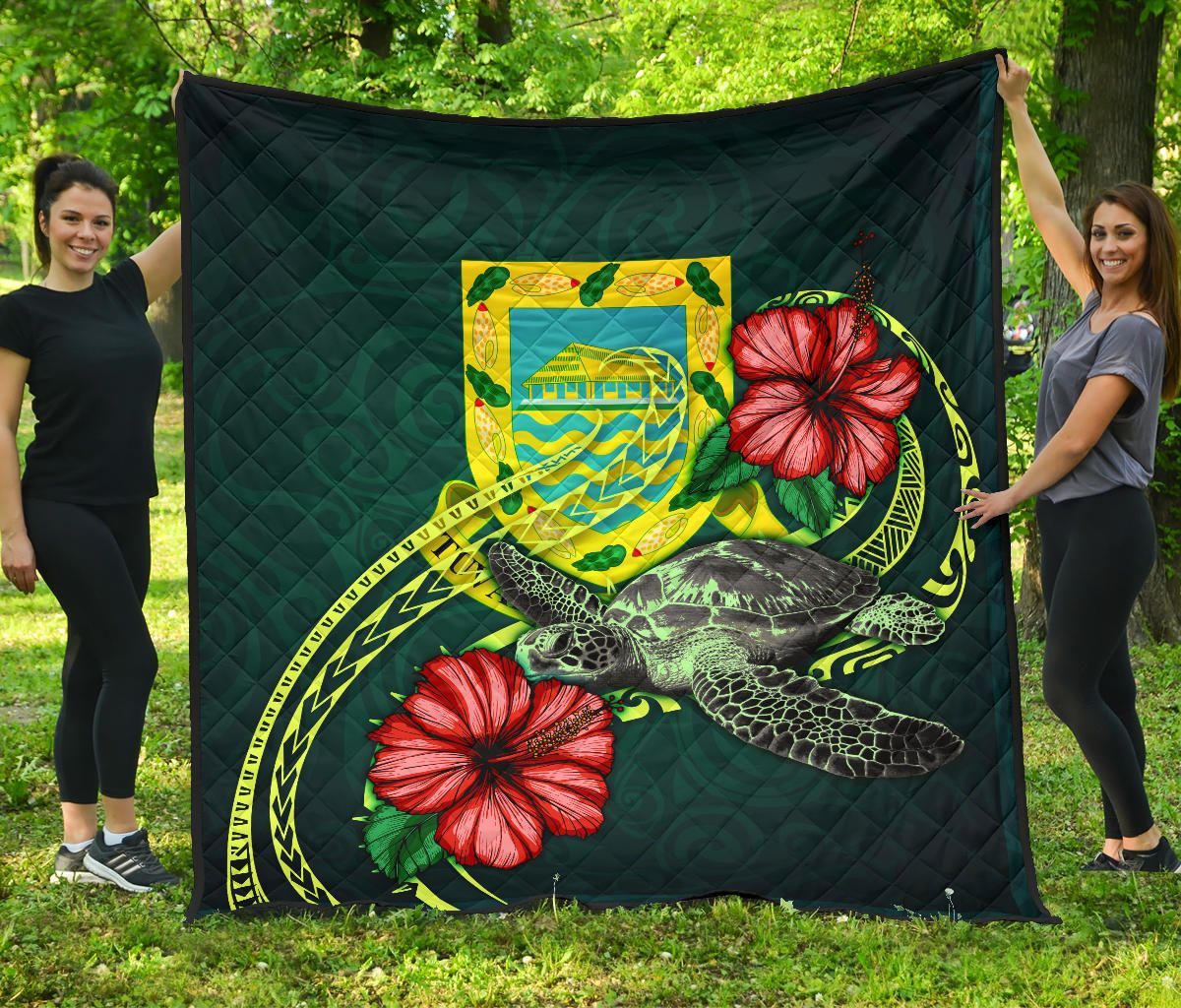 Tuvalu Polynesian Premium Quilt - Green Turtle Hibiscus